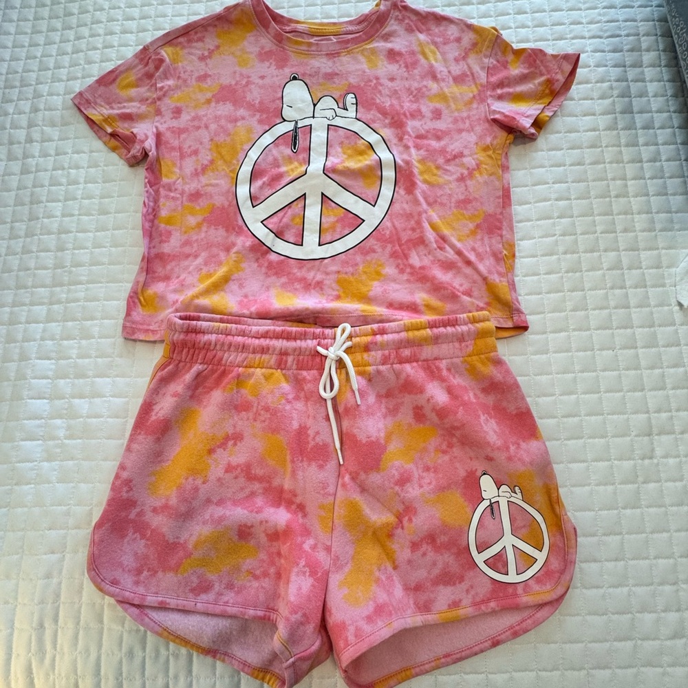 Peanuts Pink and Yellow Snoopy Peace Pajama Set